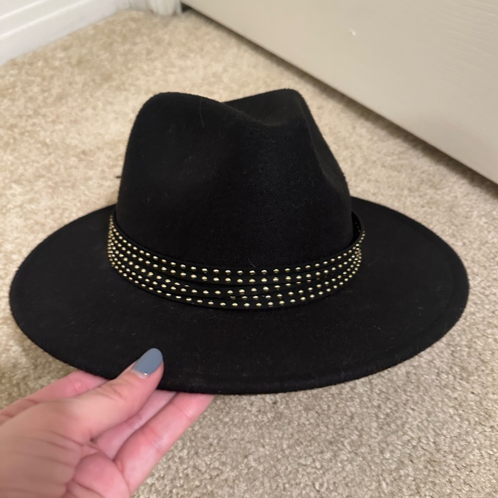 Black Hat - Picture 3 of 9